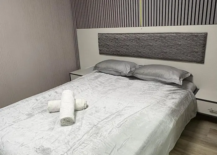 Alice House Гостевой дом Констанца